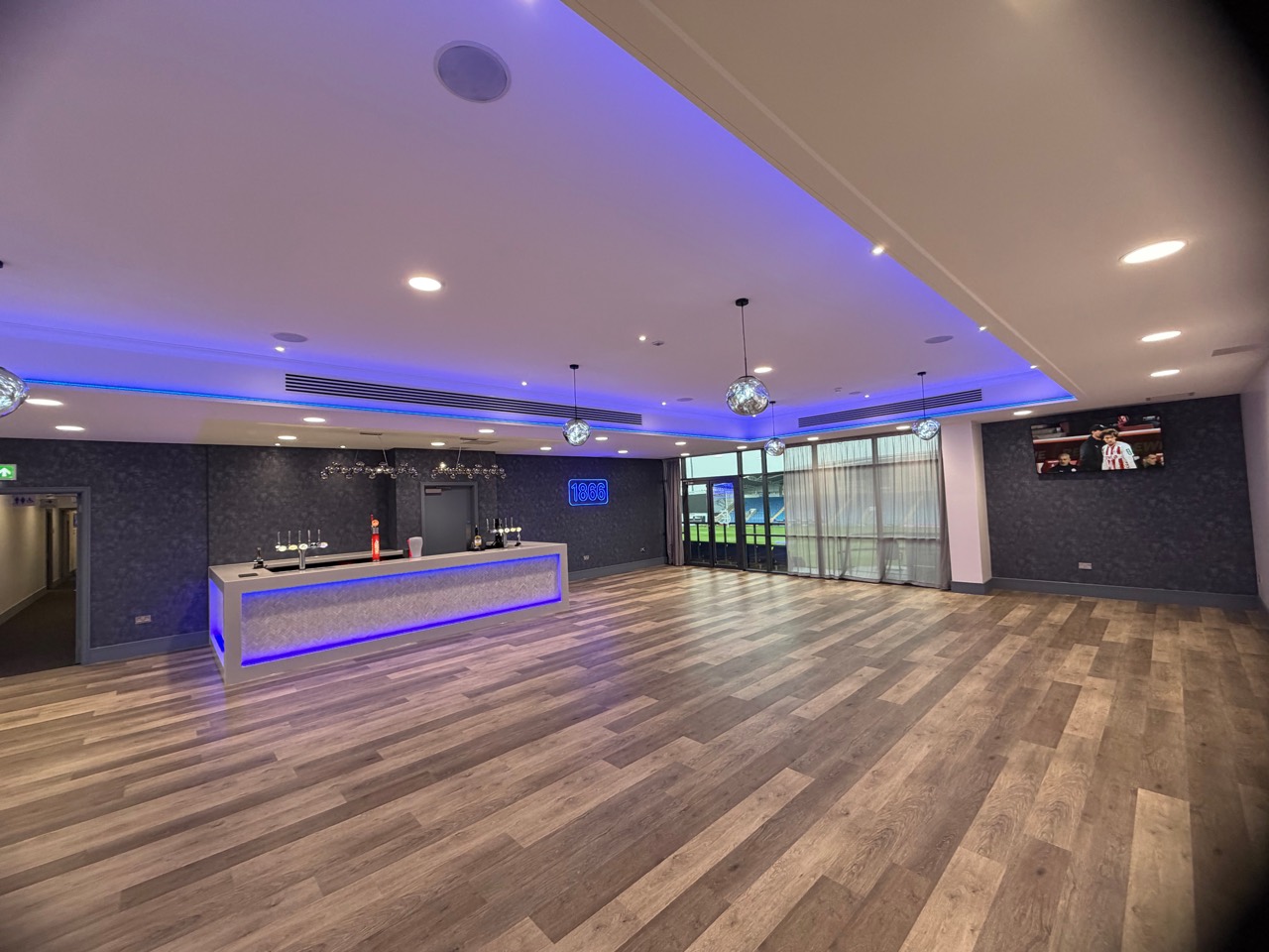 Commercial bar and feature lighting installation